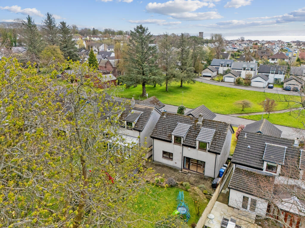 Main image of property: Dalmore Crescent, Helensburgh, G84