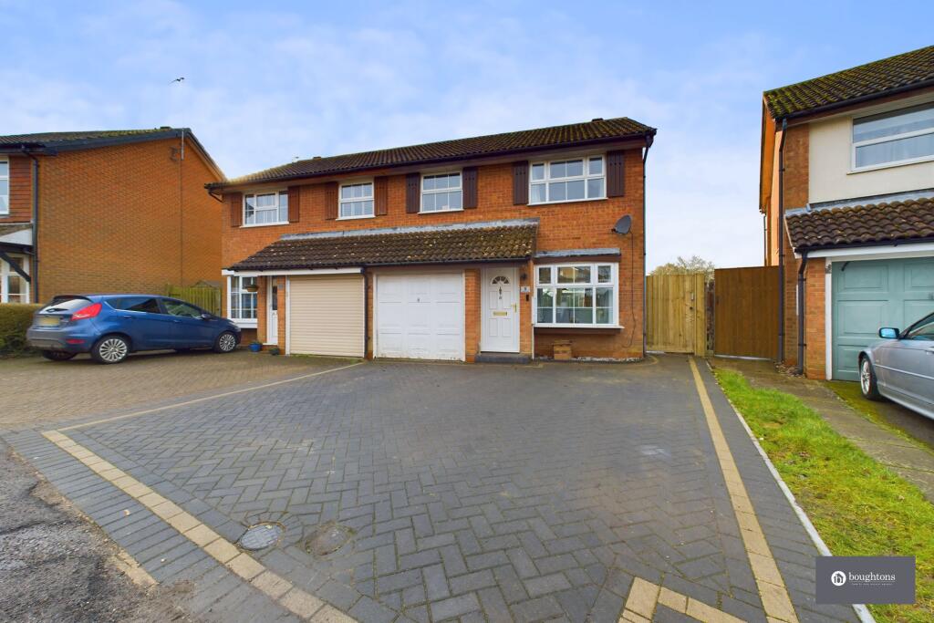Main image of property: Ashwin Close, Brackley, NN13