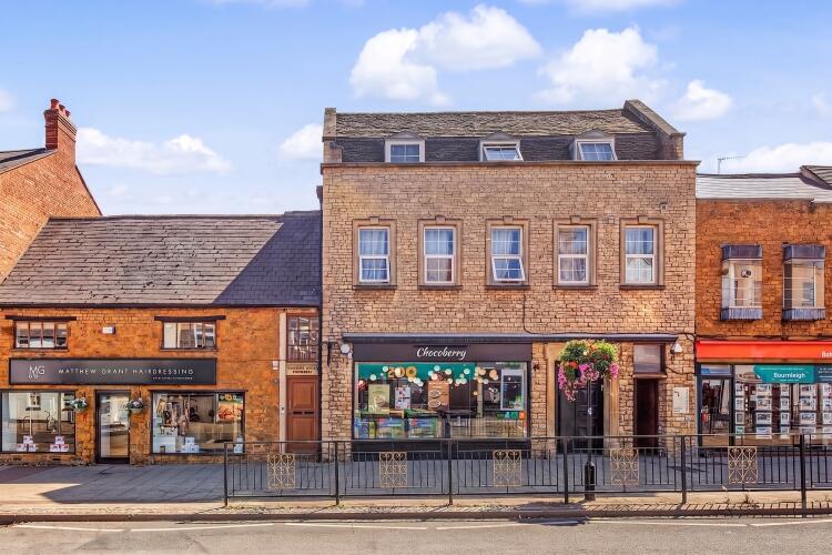 Main image of property: High Street, Banbury