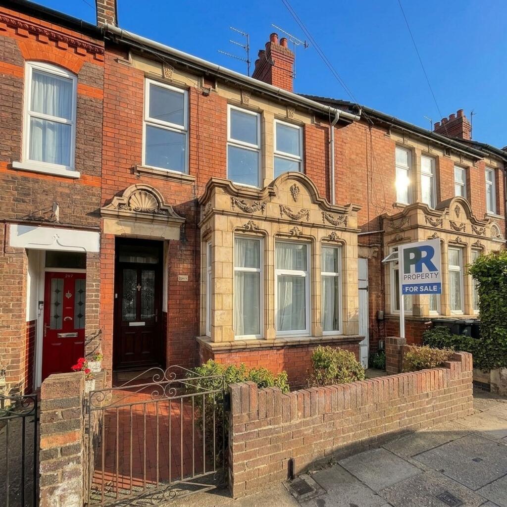 Main image of property: High Town Road, Luton, LU2