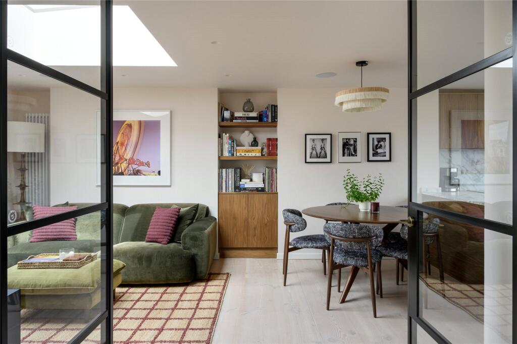 Main image of property: Pembridge Villas, London, W11