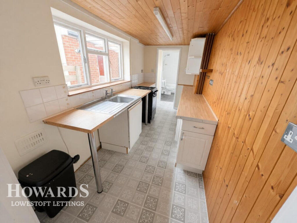 Main image of property: St Peters Street, LOWESTOFT