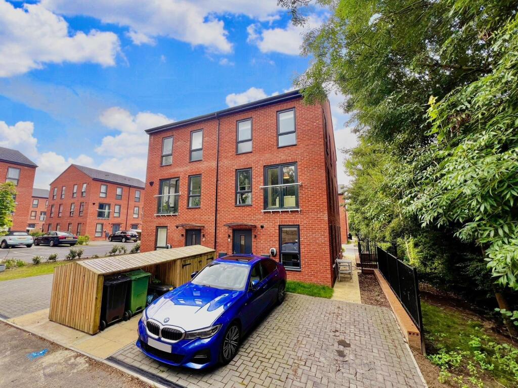 Main image of property: Copper Beech Court, Leeds, West Yorkshire, LS16
