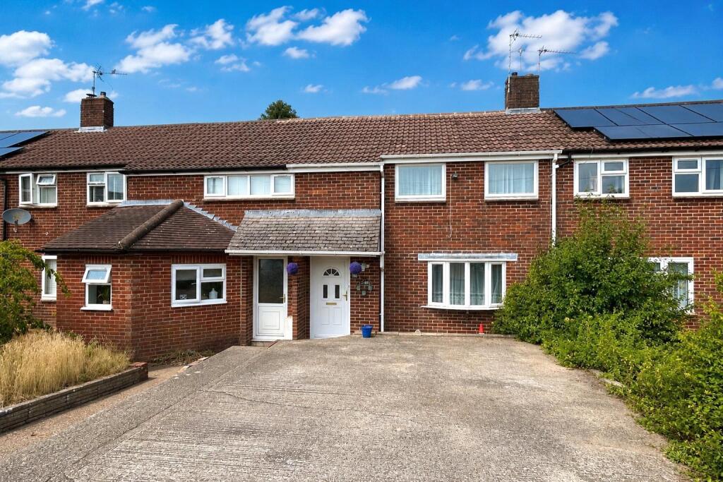 Main image of property: Queens Road, Petersfield, Hampshire, GU32
