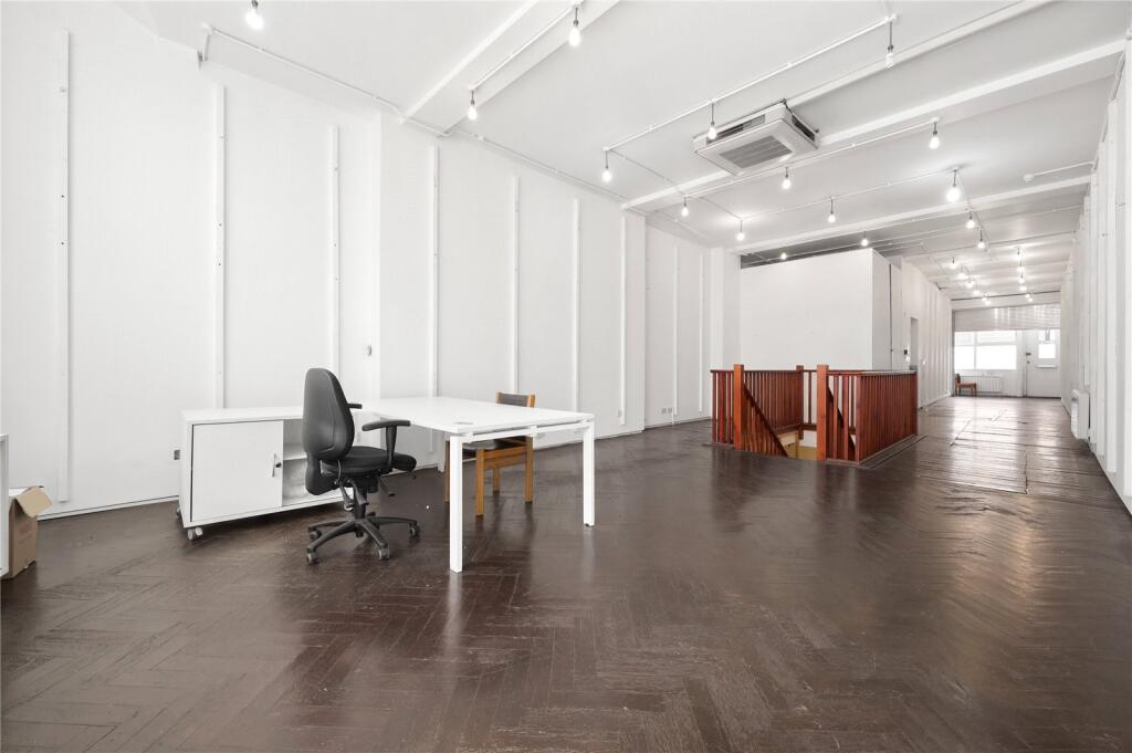 Main image of property: Charterhouse Square, EC1M