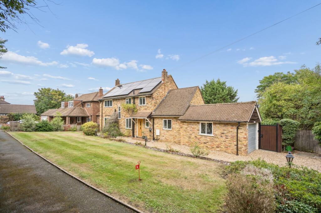 Main image of property: School Lane, Chalfont St. Peter, Gerrards Cross, Buckinghamshire, SL9