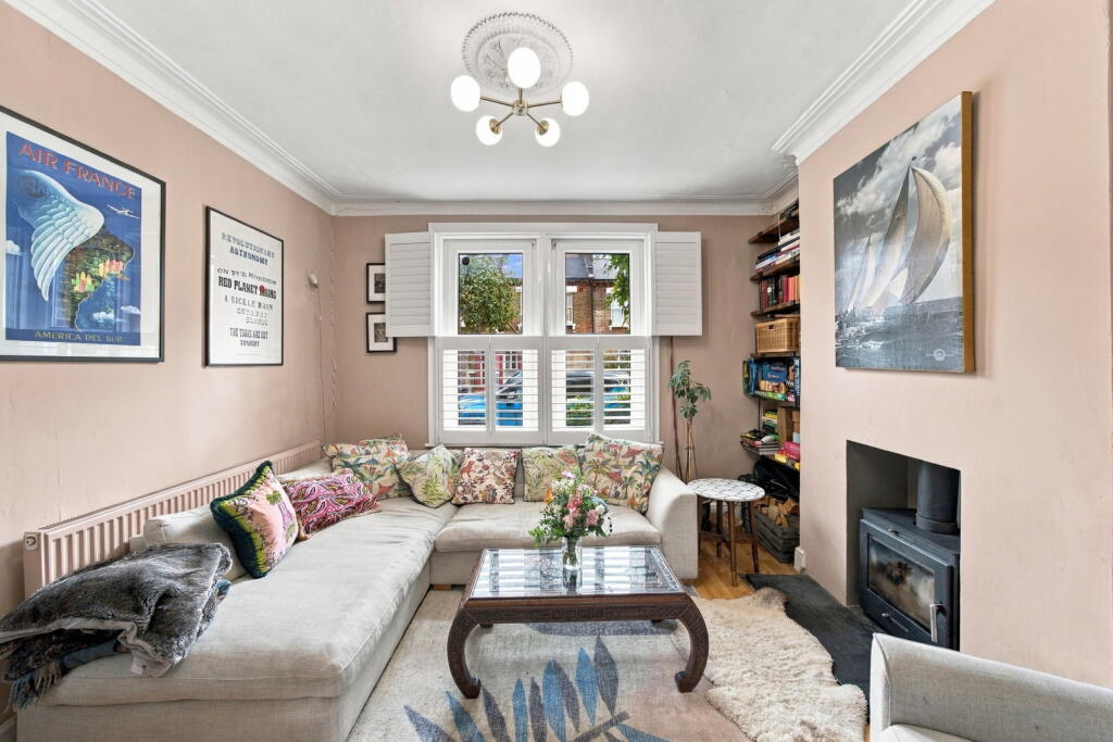 Main image of property: Fifth Avenue, Queens Park, W10