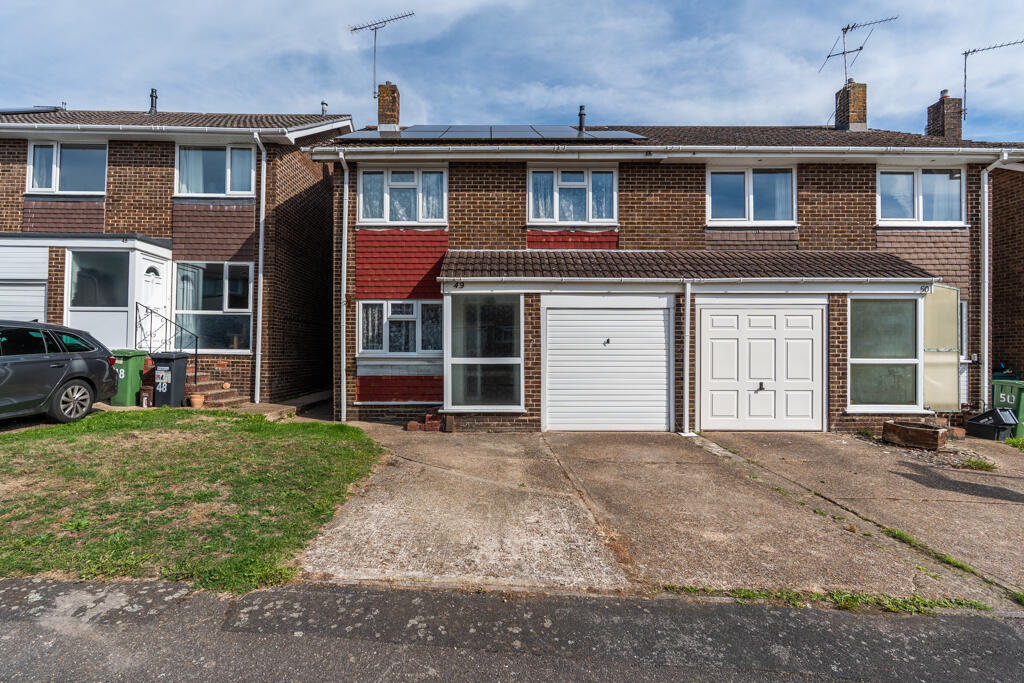 Main image of property: Estridge Close, Bursledon, Hampshire