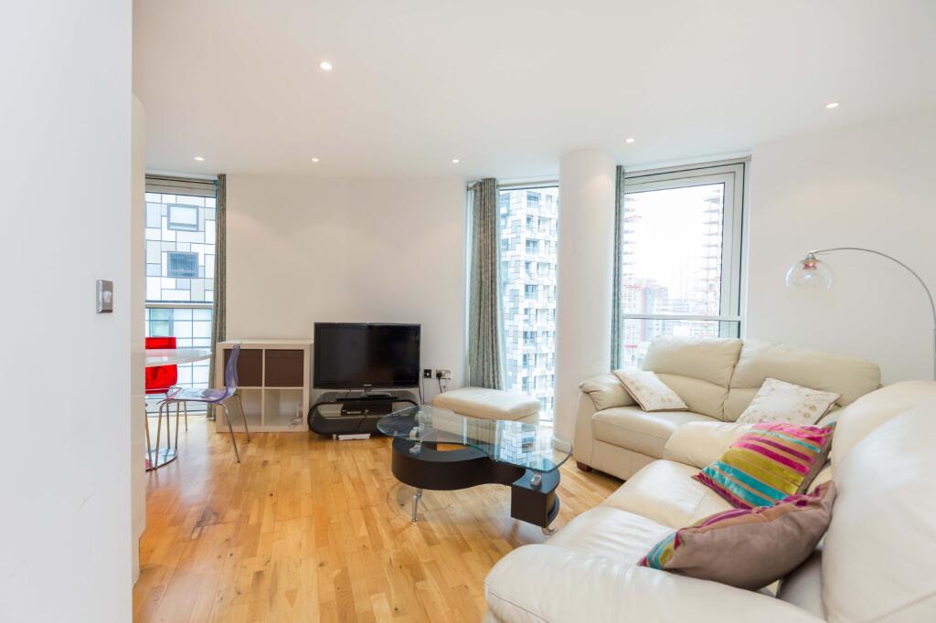 Main image of property: Millharbour, London, E14