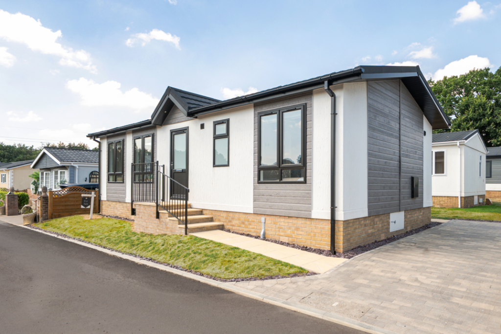 Main image of property: Hogmoor Road,
Whitehill,
Bordon,
GU35 9HW