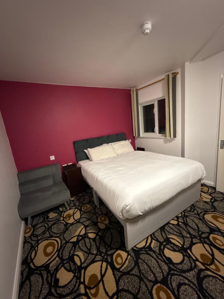 Main image of property: Room 207, SimplyStay Lincoln Road, Skegness, Lincolnshire, PE25 2EA