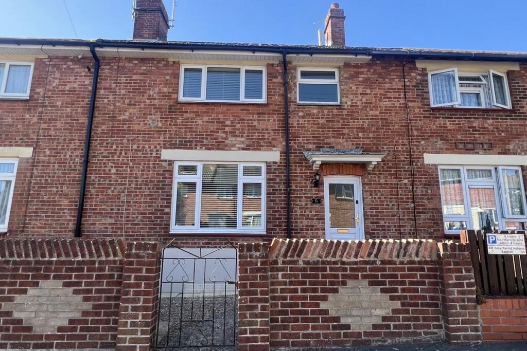 Main image of property: Deal Road, Wymering, Portsmouth, Hampshire, PO6 3LA