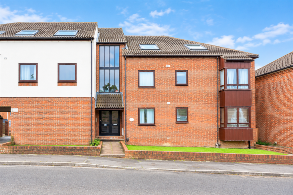 Main image of property: Kelly Court, Harcourt Road, Southampton, Hampshire, SO18