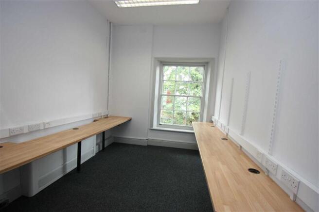 photo1