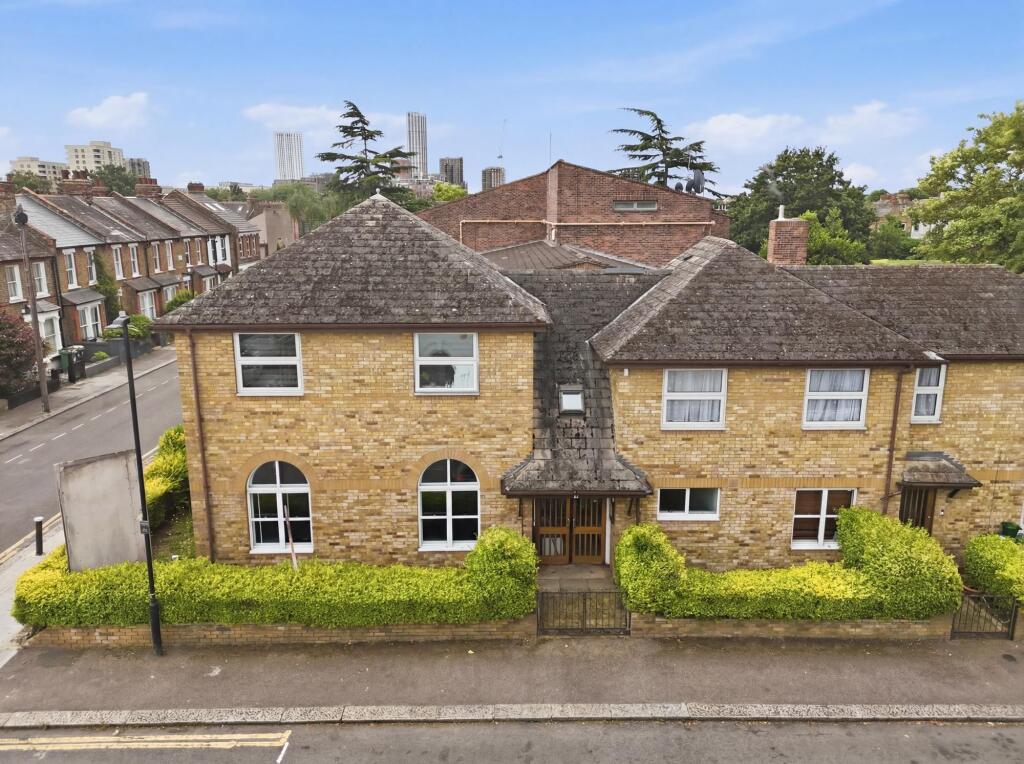 Main image of property: Stirling Road, London, N17