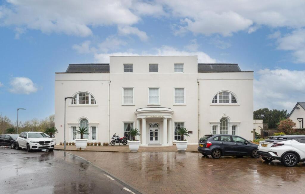 Main image of property: Hillingdon House, Uxbridge