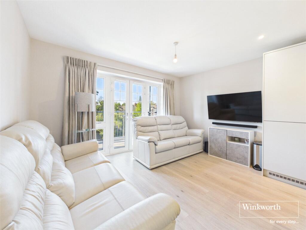 Main image of property: High Street, Edgware, HA8