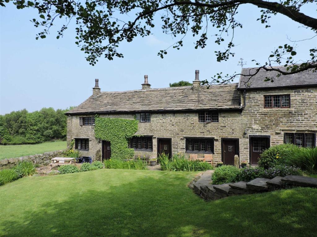 Main image of property: Hawkshaw Lane, Hawkshaw, HAWKSHAW