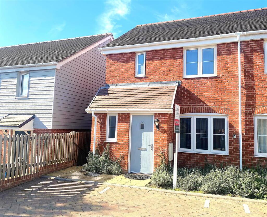 Main image of property: Preston Hall Close, Bexhill-On-Sea