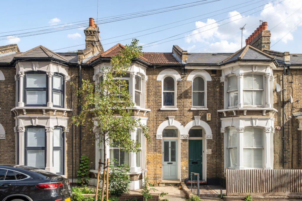 Main image of property: Hunsdon Road, London, SE14