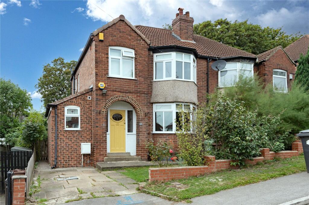 Main image of property: Roxholme Grove, Chapel Allerton, Leeds
