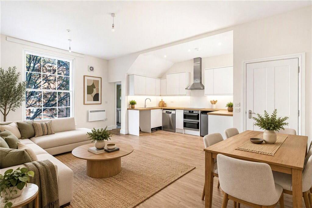 Main image of property: Walton Crescent, Oxford, Oxfordshire, OX1