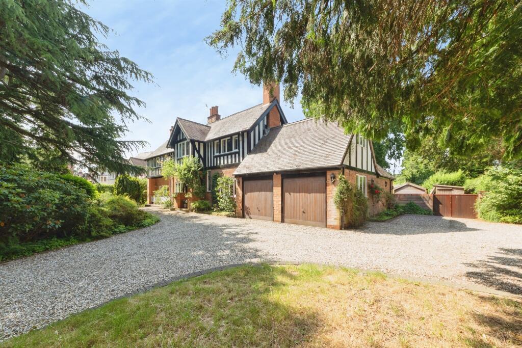 Main image of property: Warwick Road, Solihull