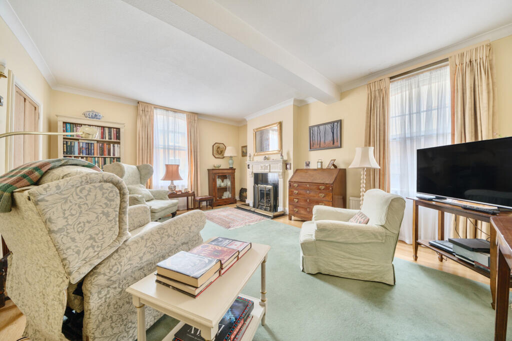 Main image of property: Couching Street, Watlington, Oxfordshire, OX49