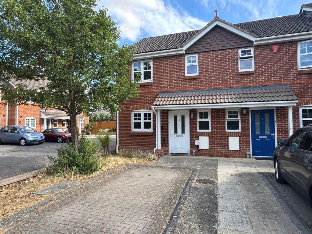 Main image of property: Mitford Close, Reading