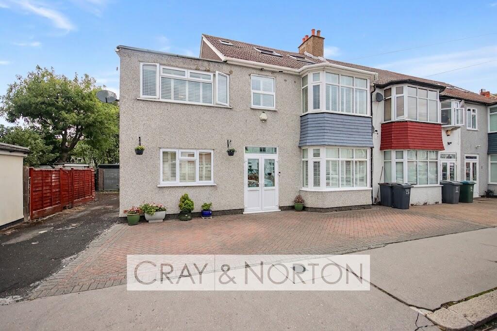Main image of property: Glenthorne Avenue, Shirley Park, CR0