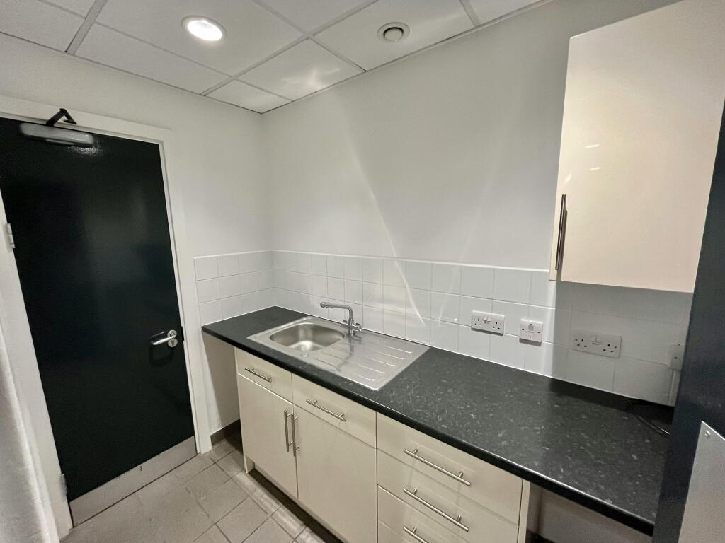 7 Zodiac Kitchenette.jpg