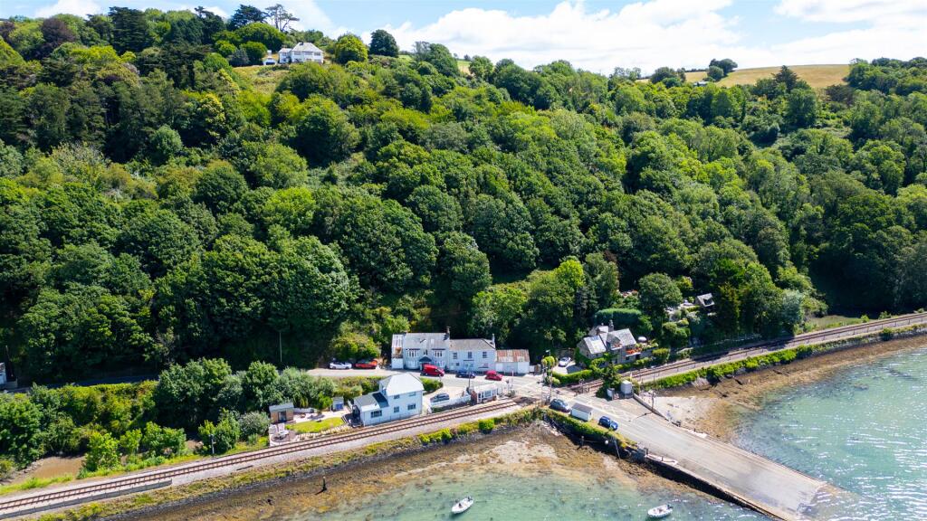 Main image of property: Kingswear, Dartmouth