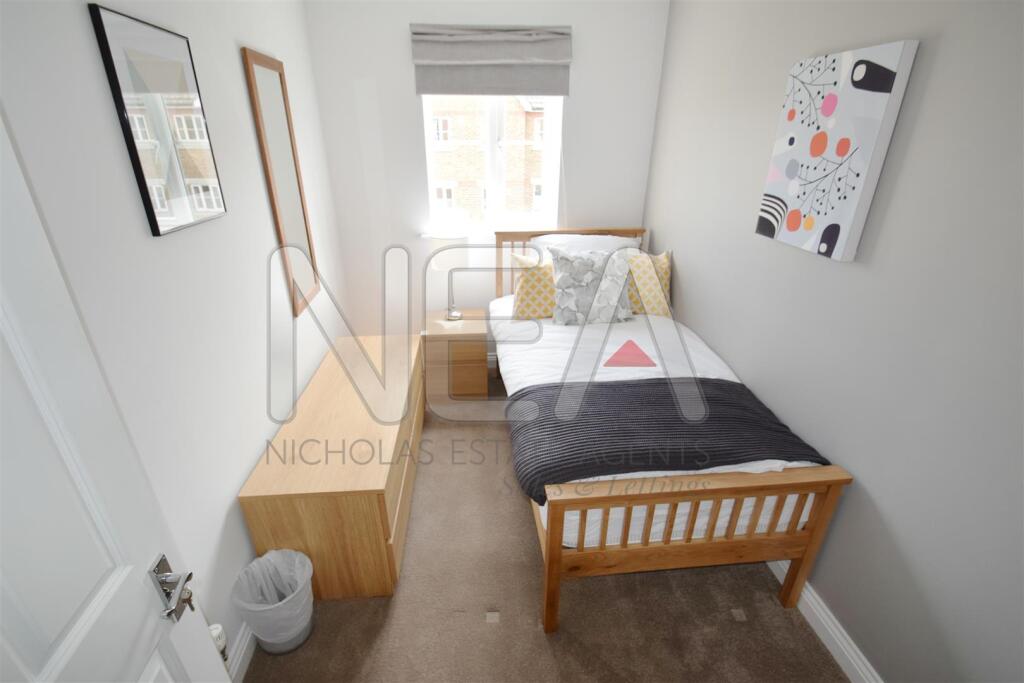 Main image of property: Cintra Close, Reading, Berkshire