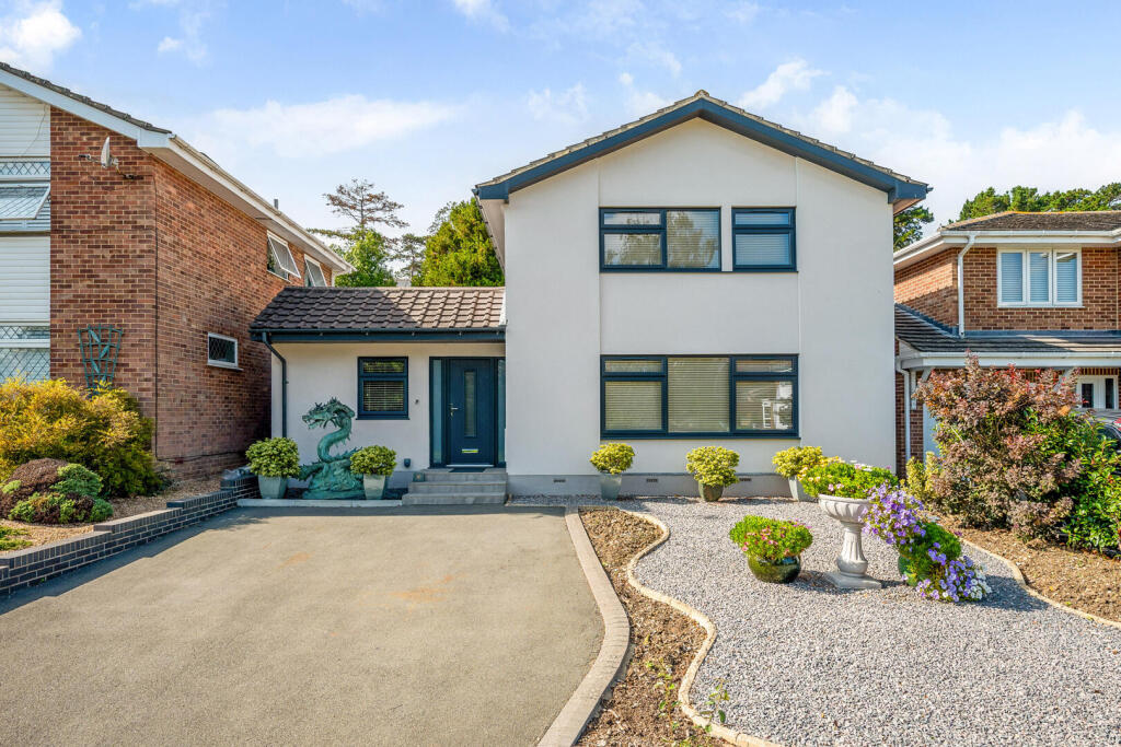 Main image of property: Pitchpond Road, Warsash, Southampton