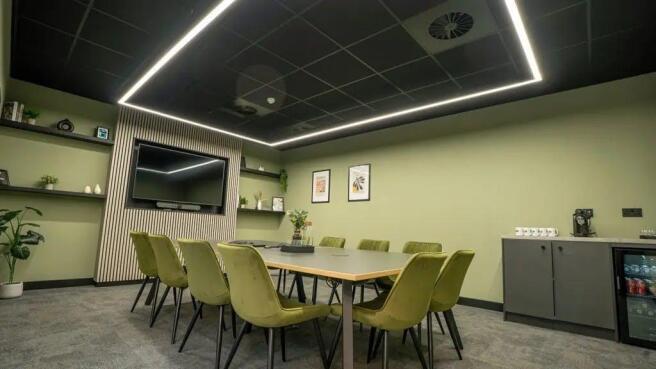 futuraonemeetingroomofficesboltonmiddlebrook 1.jpg