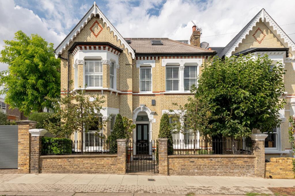 Main image of property: Honeywell Road, London, SW11