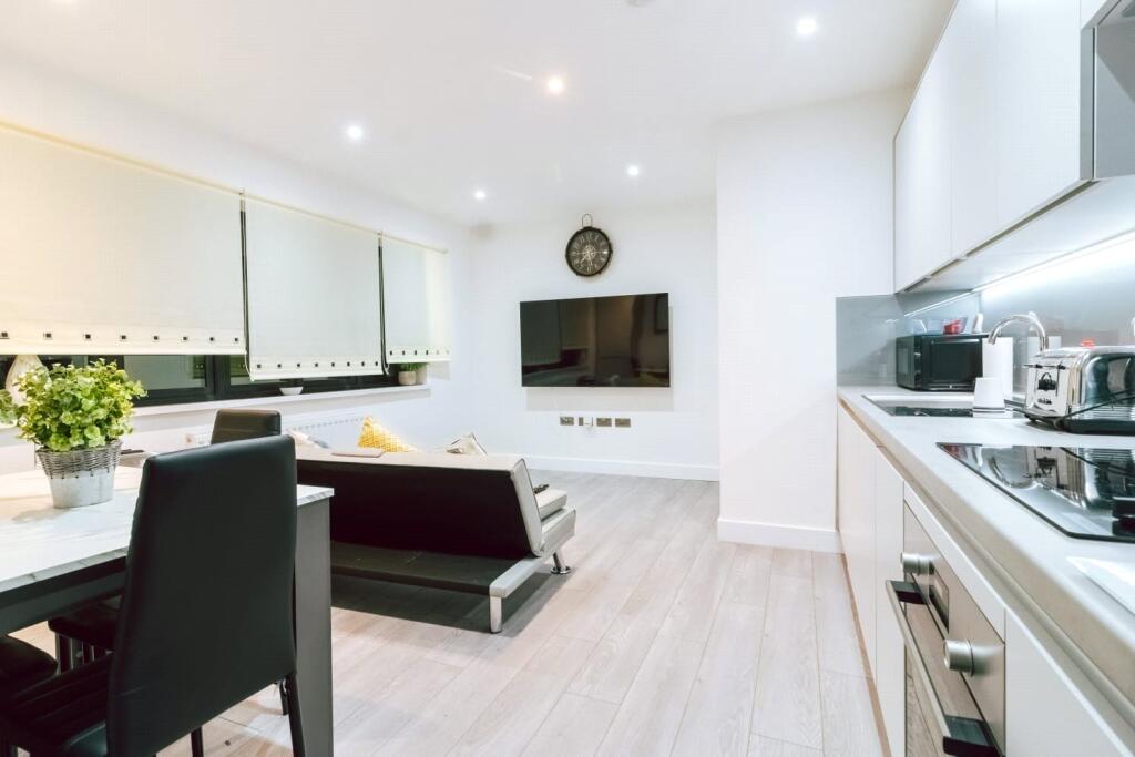 Main image of property: Banstead Road, Purley, CR8