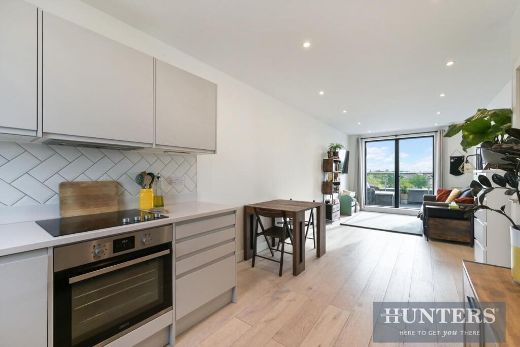 Main image of property: 71 St. Johns Road, Isleworth