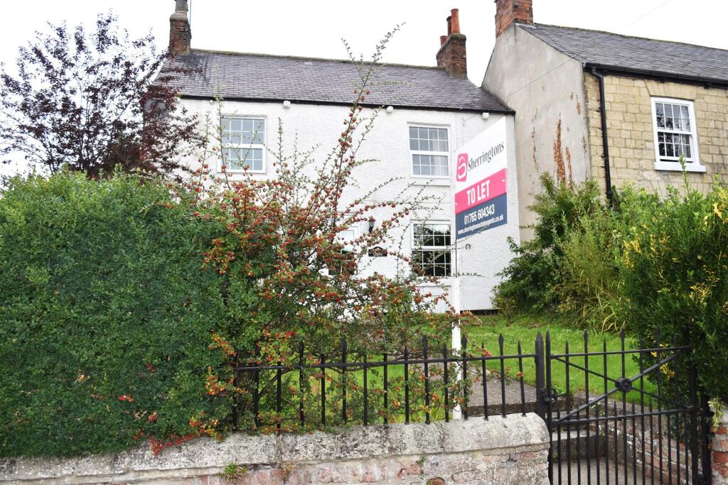 Main image of property: Carrington Lodge, Hungate Lane, Bishop Monkton, HG3 3QL