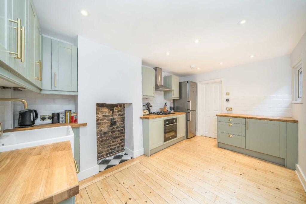 Main image of property: Hambro Road, Streatham