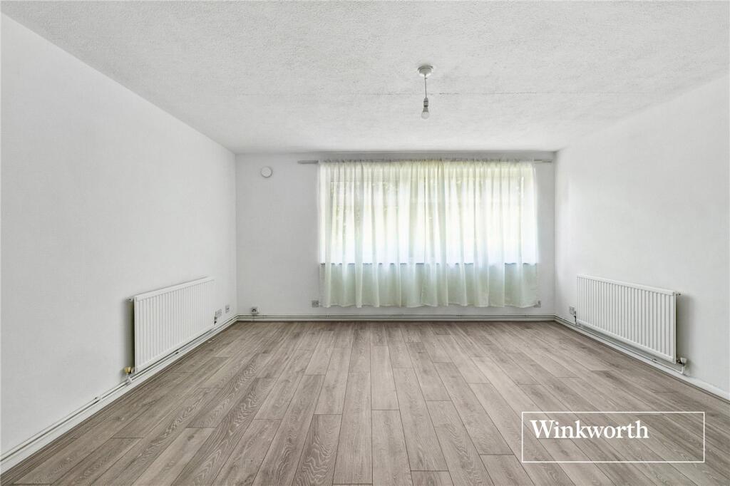 Main image of property: Dollis Avenue, Finchley, London, N3