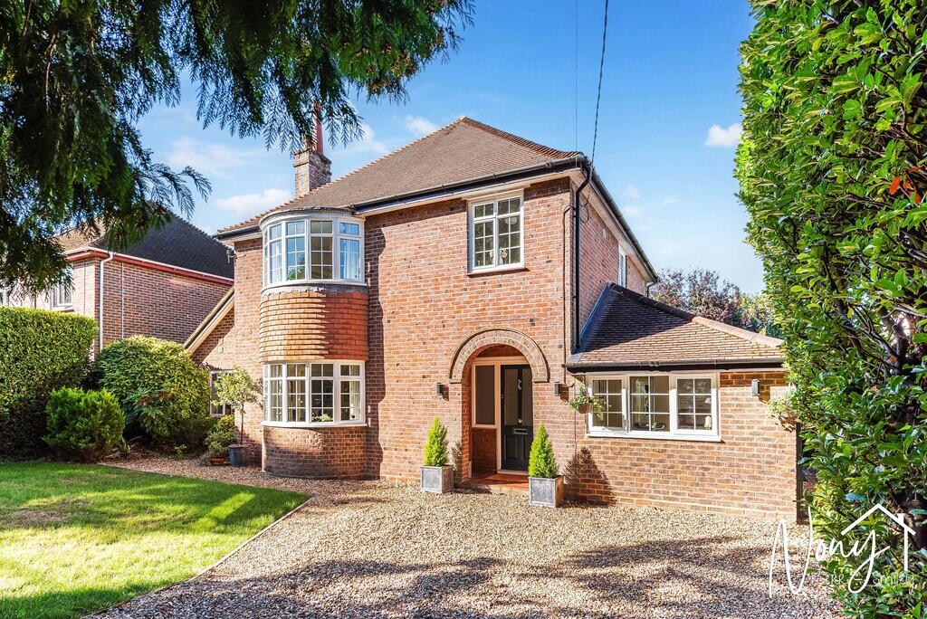 Main image of property: Andover Road North, Winchester