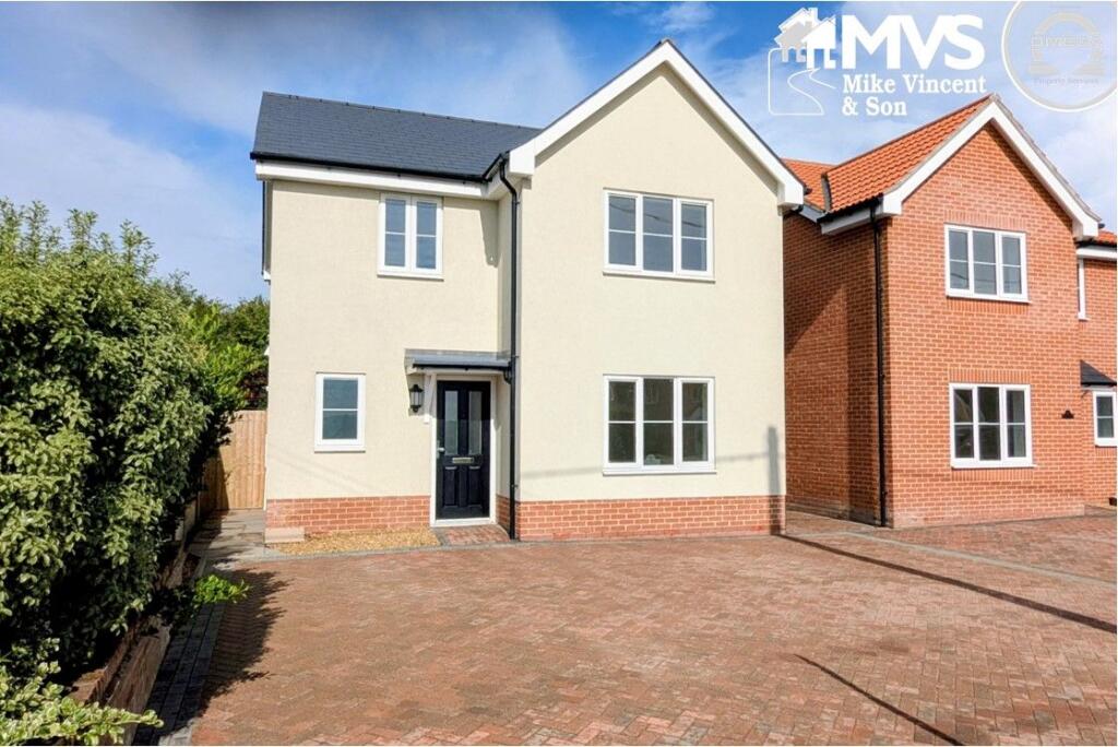 Main image of property: Maetree House, Colchester Road, Thorpe-le-Soken, Clacton-on-Sea