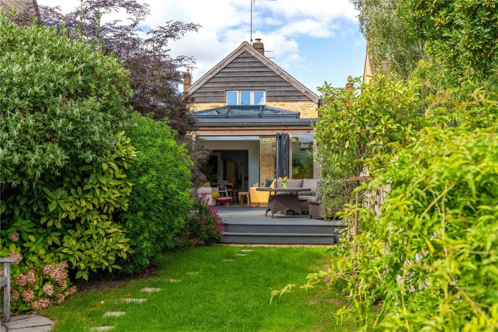 Main image of property: Phoenix Place, High Street, Chipping Campden, GL55