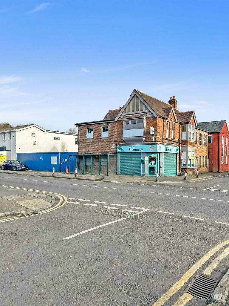 Main image of property: Desborough Avenue, High Wycombe, HP11 2RS