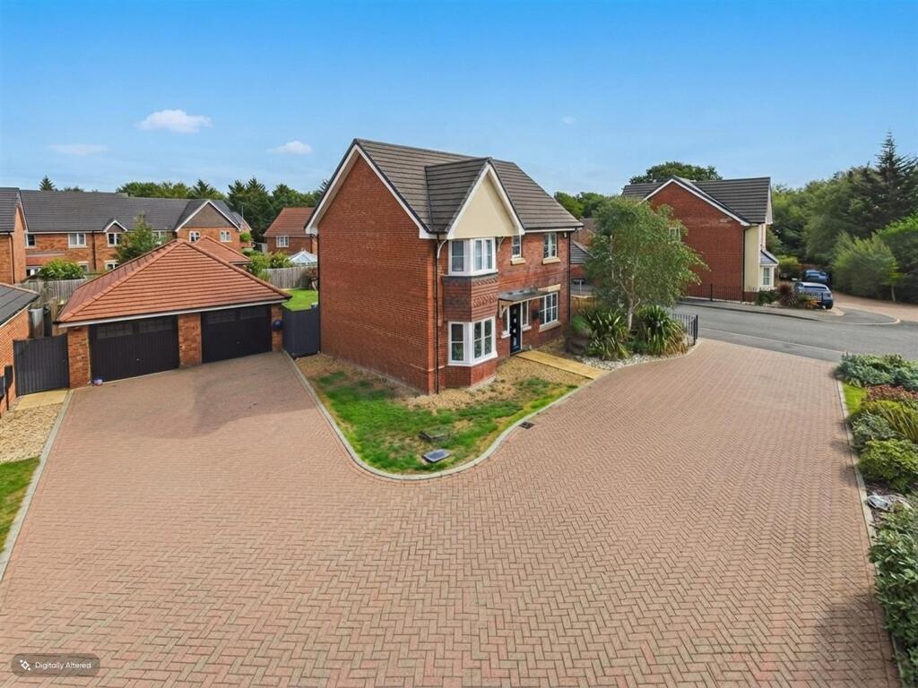 Main image of property: Red Kite Close, Calcot, Reading