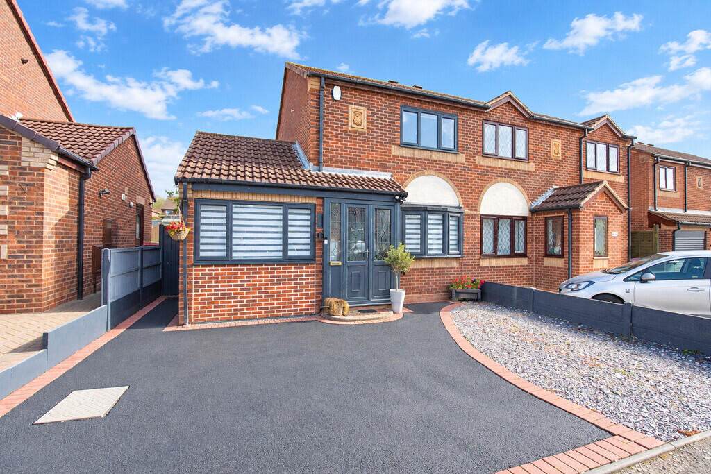 Main image of property: Pinewood Avenue, Wood End