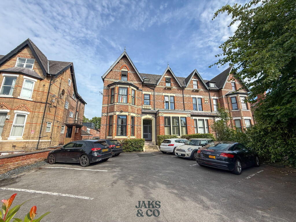 Main image of property: 79 Palatine Road, Manchester, M20 3LJ
