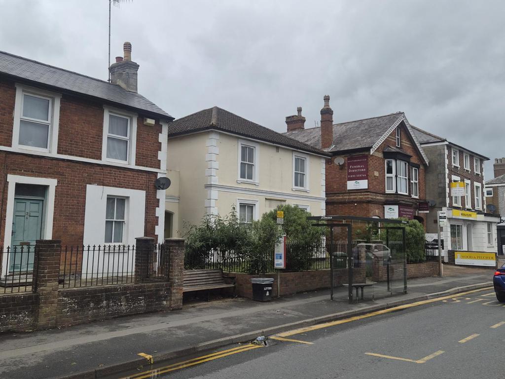 Main image of property: 128 - 130 London Road, Southborough, Tunbridge Wells, Kent, TN4 0PL