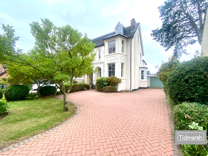Main image of property: Osborne House, Wood Road, Codsall, Staffordshire WV8 1DW